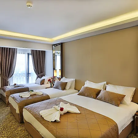 Hotel Grand Sagcanlar 3*